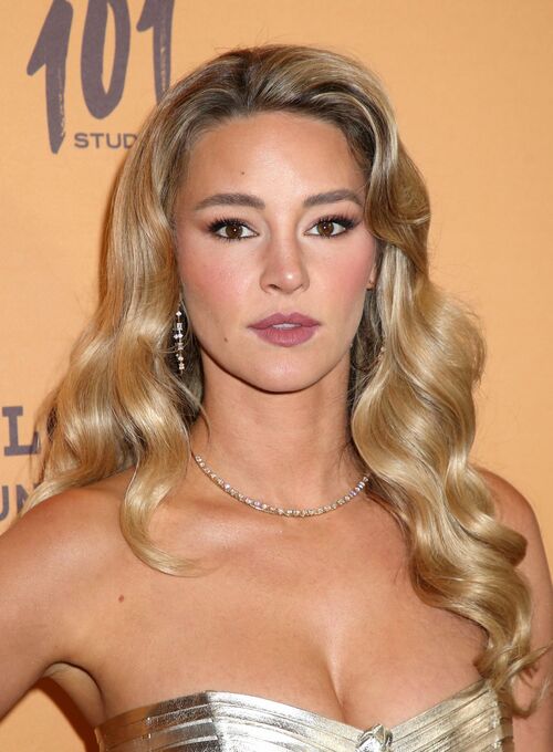 Hassie Harrison