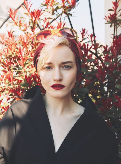 Julia Garner